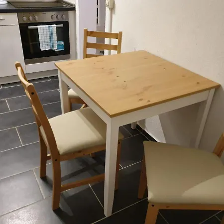 Monteurwohnung Fuer 6 Personen In * Leipzig
